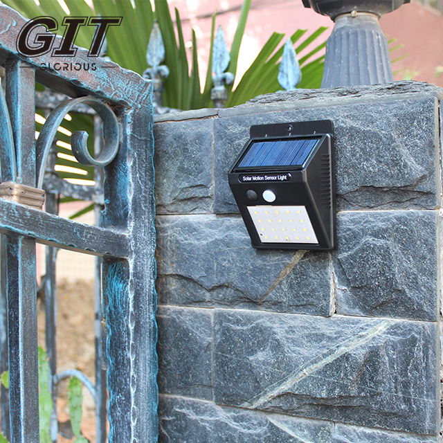 5W Solar Body Sensing Wall Light